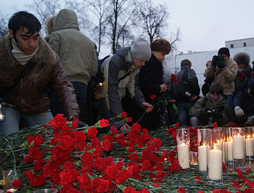 Акция памяти жертв теракта в аэропорту "Домодедово", Москва, 27 января 2011 года. Фото "Кавказского узла"