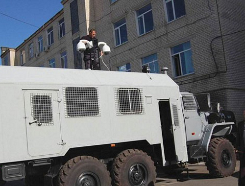 Подвижный пункт видеонаблюдения в УВД Невинномысска, Ставропольский край. Фото: Александр Мащенко, "Ставропольская правда", http://www.stapravda.ru/