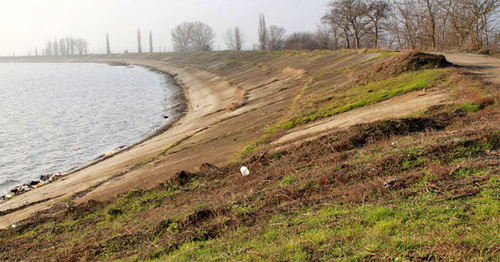 Крюковское водохранилище. Фото http://www.ibgts.ru/works/vodohranilischa-bolee-50/gts-kryukovskogo-vodokhranilishcha/