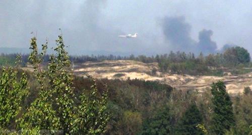 Тушение лесного пожара в Ростовской области Фото http://bloknot-rostov.ru/news/svirepyy-landshaftnyy-pozhar-vtorye-sutki-tushat-p-875087