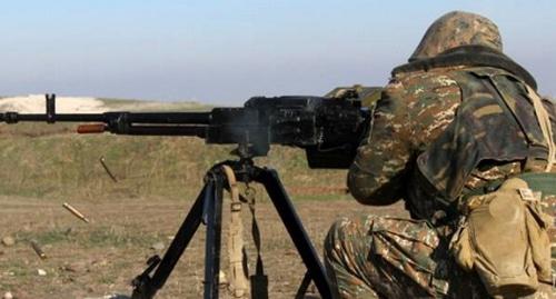 Военнослужащий в Нагорном Карабахе. Фото: пресс-служба Минобороны Нагорного Карабаха. http://www.nkrmil.am/ru/news/view/2385