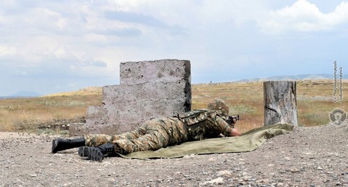 Солдат армянской армии. Фото пресс-сдужбы МО Армении https://mil.am/hy/news/8291