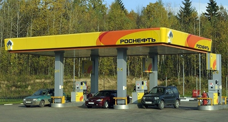 Заправка "Роснефть". Фото пресс-службы компании "Роснефть"