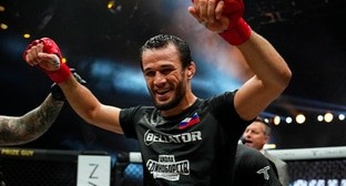 Усман Нурмагомедов. Фото: Bellator https://bellator.com/news/usman-nurmagomedov-keeps-lightweight-championship-by-cruising-to-decision