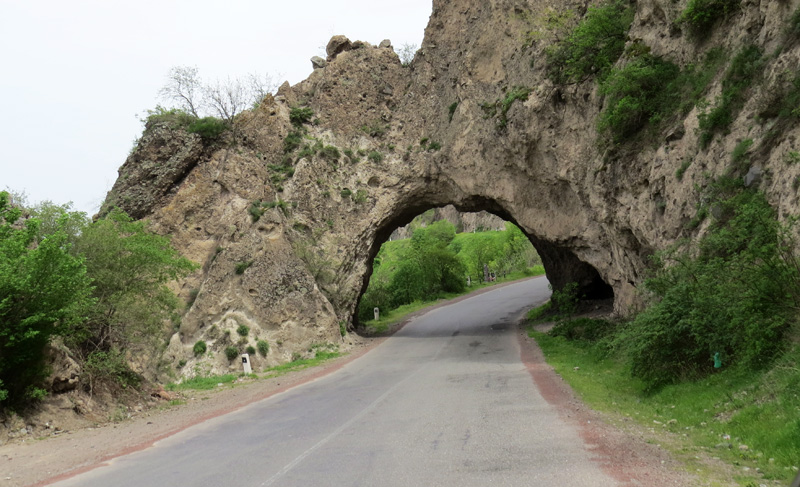 По дороге в Капан.